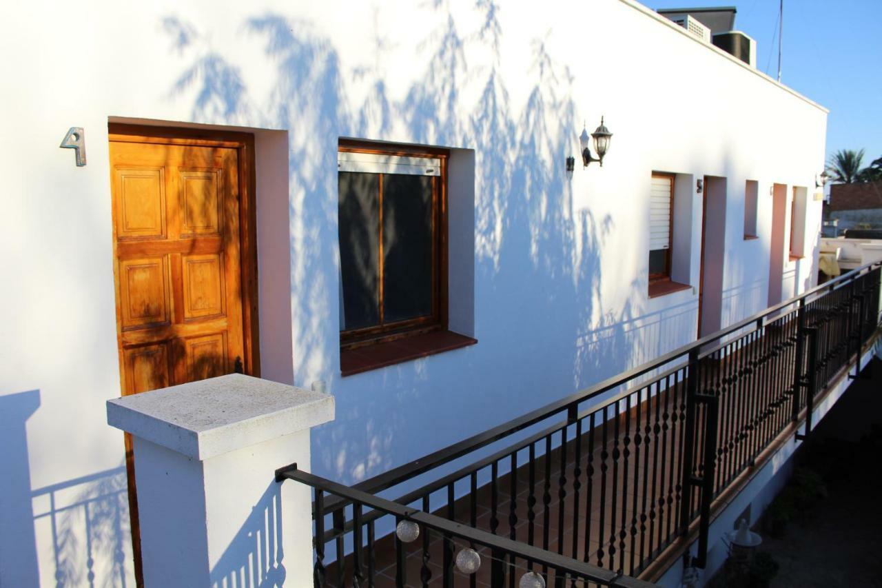 Lo Segador Pension El Poble Nou del Delta Buitenkant foto